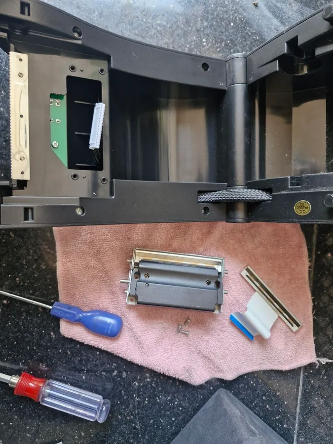 Thay thanh nhiệt máy in tem Xprinter XP-365B tận nơi — linh kiện mang sẵn theo xe